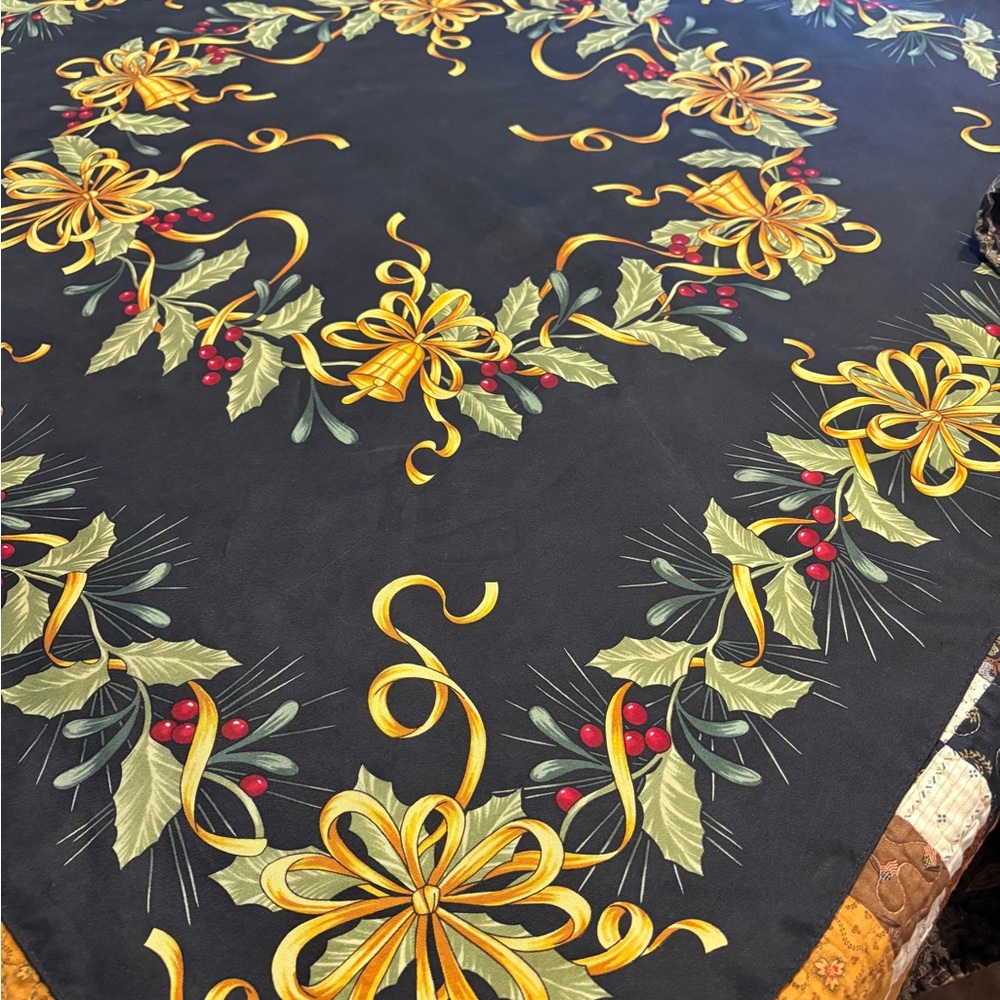 Oscar De La Renta Silk Holiday Scarf 34”X 34” Lovely! View 5